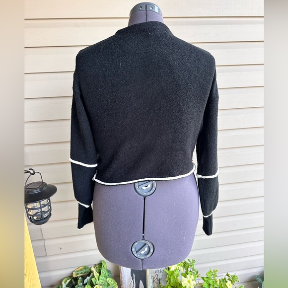 NWT Promesa front wrap tie cardigan in black with white detailing - Picture 7 of 13